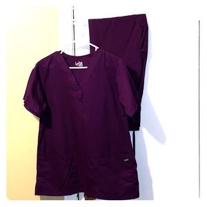 Lydia’s select scrub set- plum
